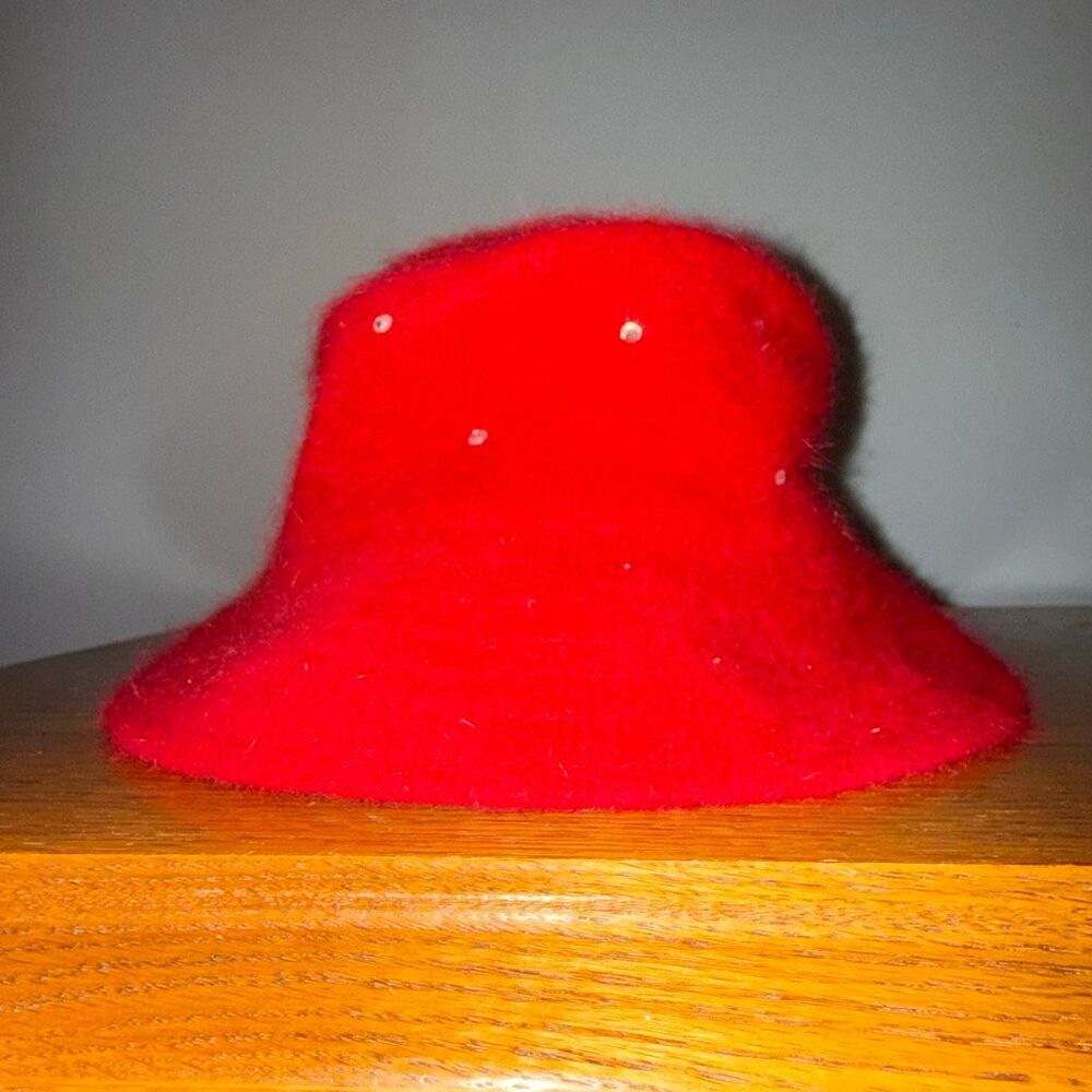 Vintage 90’s Y2K Cappelli Red‎ Angora Wool Felt Bucket Hat w/ Rhinestone Studs